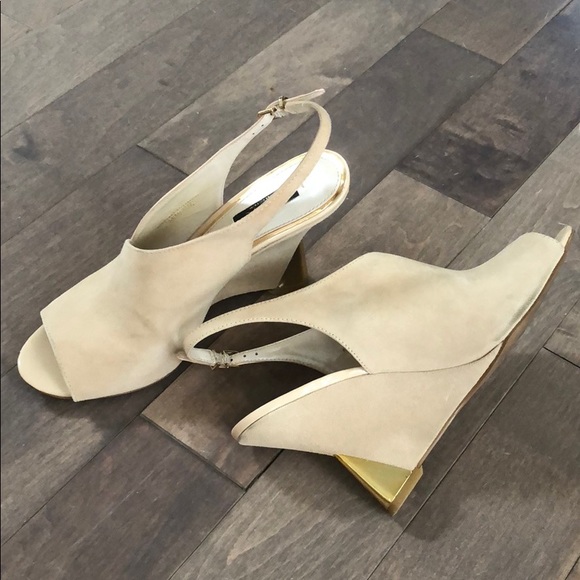 Charles & Keith open toe slingback wedge - Picture 1 of 5